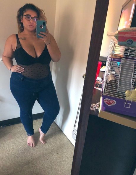 かわいいブロンドのオンリーファンズ 無料セクシー 写真