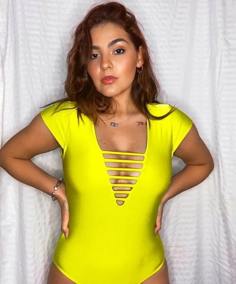 Ana Zimerman エロティック女優 写真