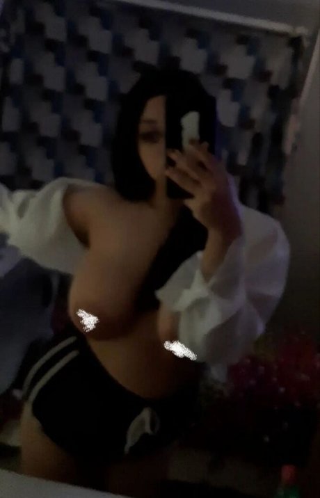 Anahi Cardenas エロティックモデル 画像