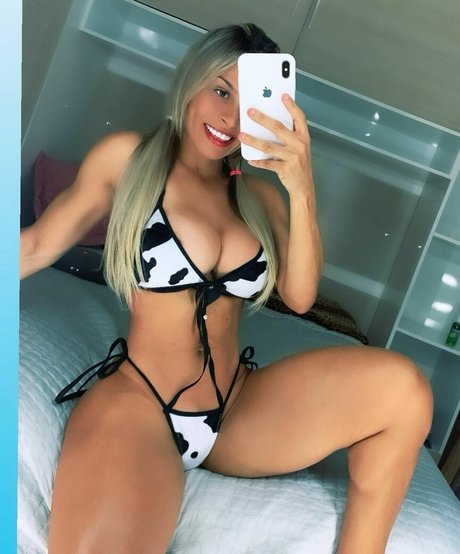 痴女妻オンリーファンズ 素敵 写真