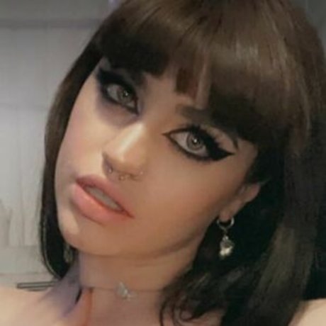 Ashbabyxxx ヌードスター 写真