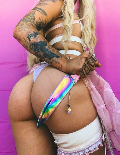 ChristinaCreeps アートスター 写真