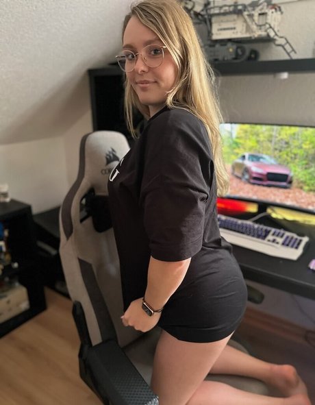 kathi tt8s モデル 写真