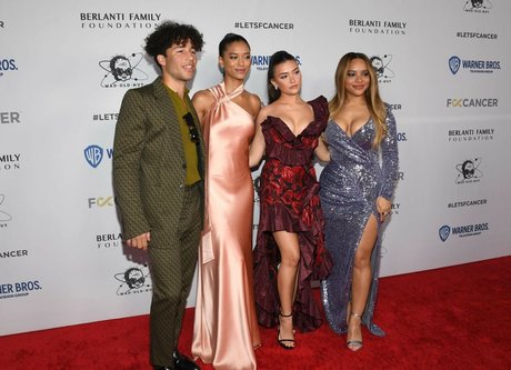 アジア人ギルフオンリーファンズ 無料 ギャラリー