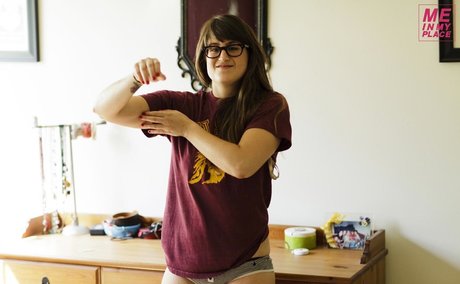 ヌード熟女オンリーファンズ 無料 写真