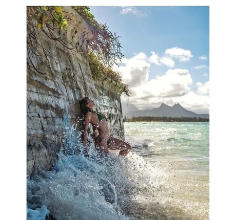 アマチュアブロンドオンリーファンズ えろ 写真