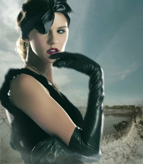 Maggie Grace ポルノスター 裸 写真