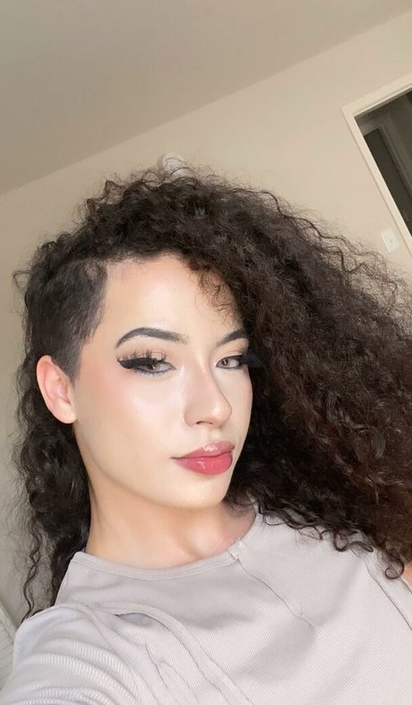 タトゥーオンリーファン xxx ギャラリー