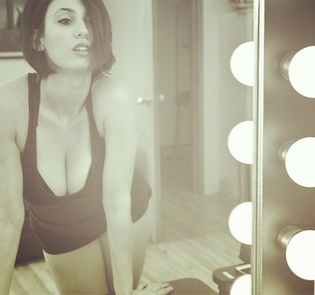 イギリスのおばあちゃんオンリーファンズ ポルノ 画像