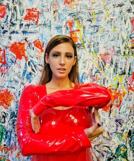 ヌード妻オンリーファンズ ホット裸 アーカイブ