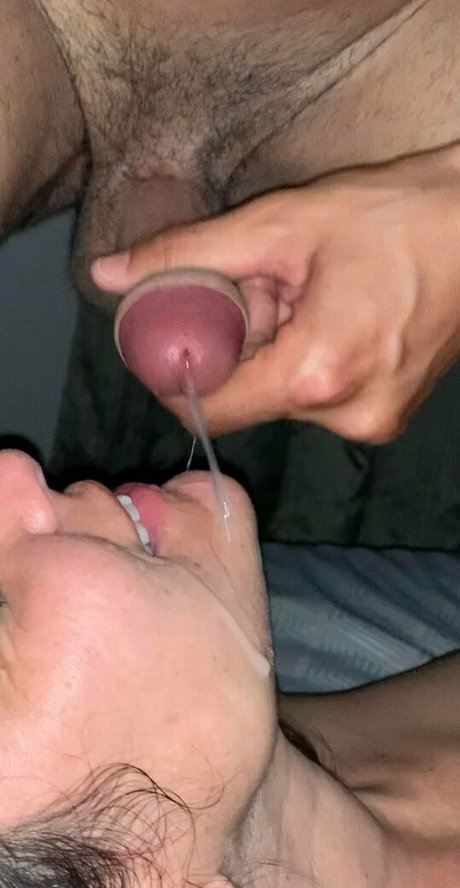 SexyLatinaWife93 ポルノスター 画像