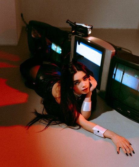 chernasova sofia スター ヌード 写真