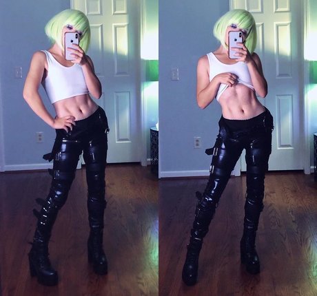 Aara Lee ポルノスター 裸 画像