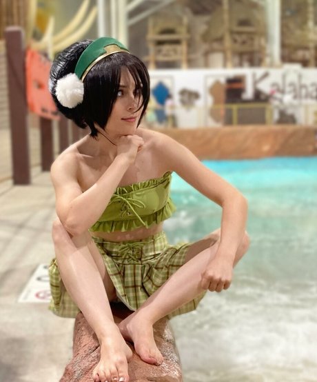 Aara Lee アートモデル 写真