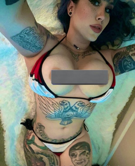 Erika Von Doom アダルト女優 画像