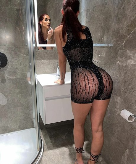 Dzestina Grigonyte セクシーモデル 写真