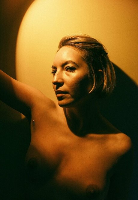 ティーンフィンガリングオンリーファンズ トップ アーカイブ