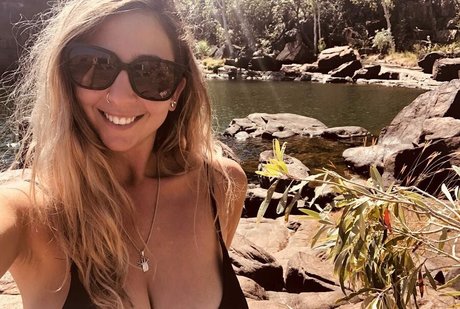 エモな痴女オンリーファンズ ベスト 写真