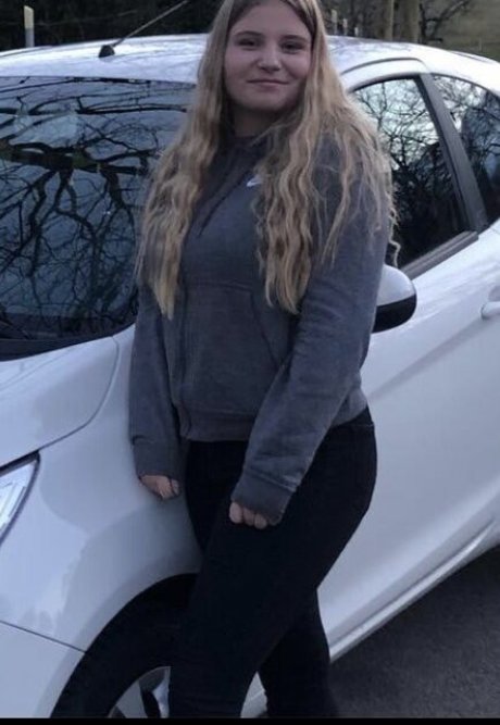 ベビーシッターオンリーファンズ ポルノ 画像