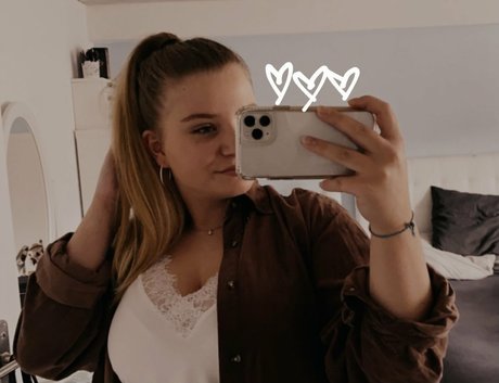 Aline Zwahlen 高品質モデル 画像