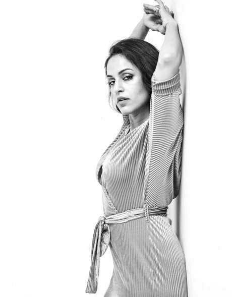 Agam Darshi ポルノスター 可愛い ギャラリー