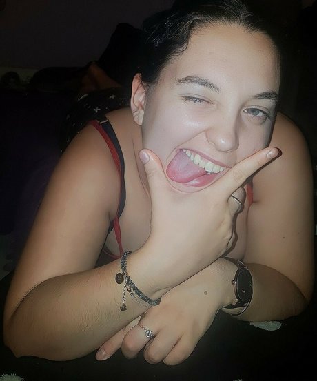 cumslut val ポルノスター 画像