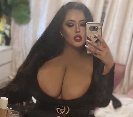 Megan Carys Gomer 無料女優 画像