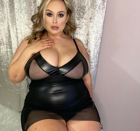 ssbbw オンリーファンズ 美しいポルノ ギャラリー