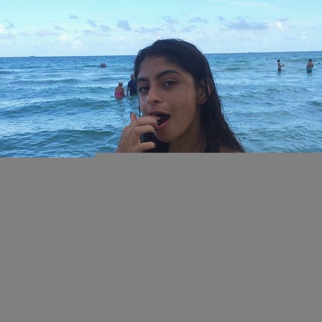 Antoenella 素敵なスター 写真