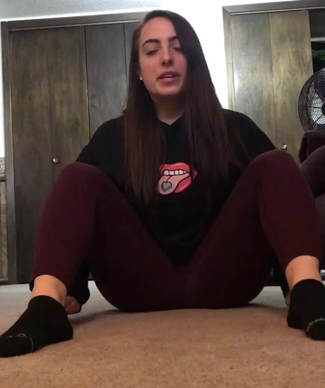 超デブおばあちゃんオンリーファンズ セクシー裸 画像