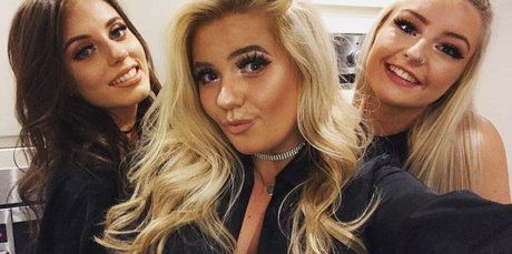 Emily Mather ポルノスター ヌード 画像