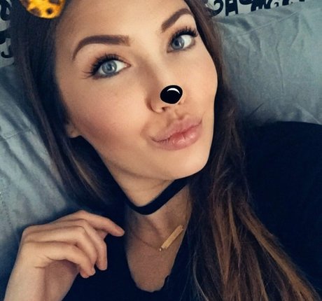 フェイシャルオンリーファンズ ホットセックス 画像