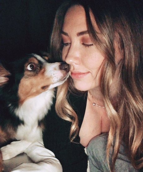 レズビアン誘惑オンリーファンズ ヌード 画像