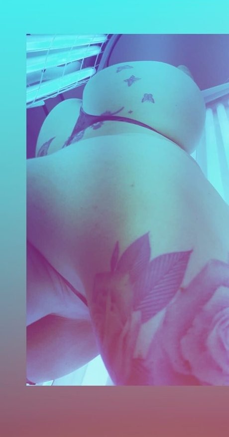 熟女のおっぱいオンリーファンズ 無料xxx 写真