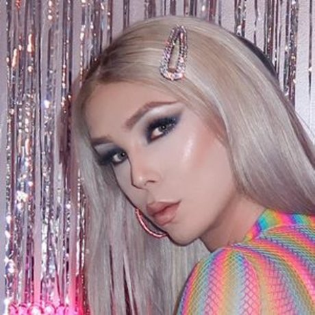 Naomib93 セックスモデル 写真