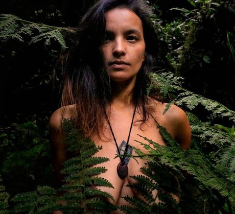 Kami Queiroz ポルノスター 可愛い 写真