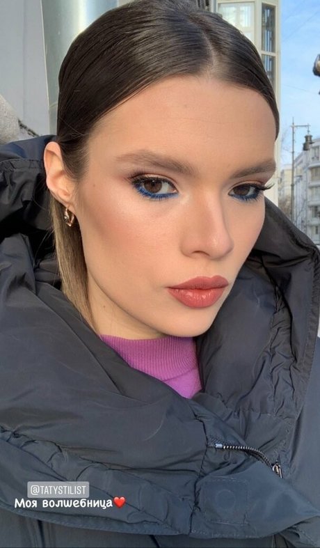 Sveta Koltunova スター 画像