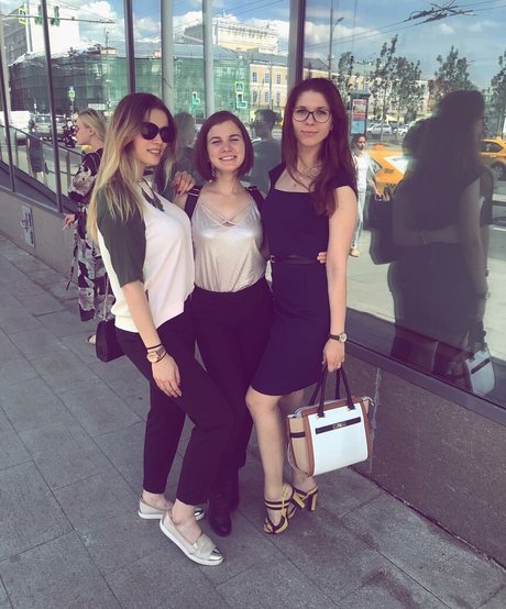 Sveta Koltunova ポルノスター 独占 ギャラリー