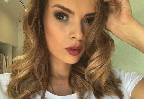 Sveta Koltunova 素敵なスター ギャラリー