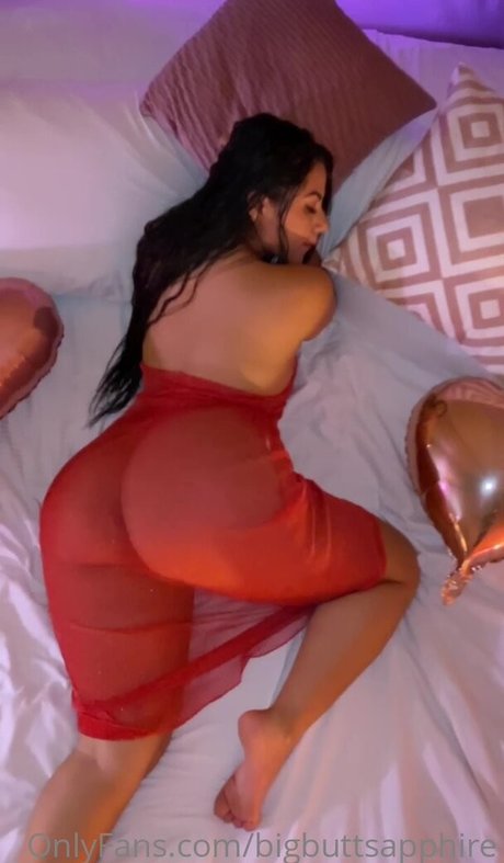 Ms Sapphire エロティックなスター 画像