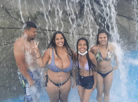 Mayla Coimbra 写真集