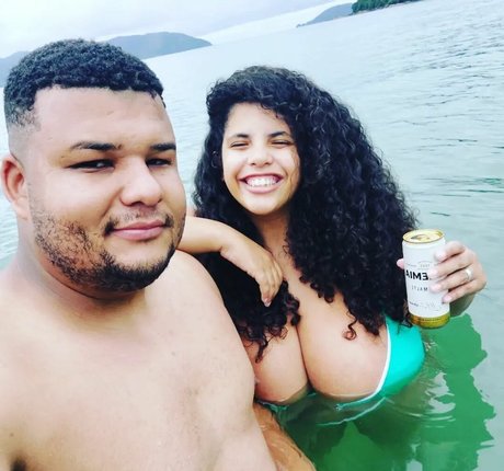 Mayla Coimbra アダルトモデル 写真