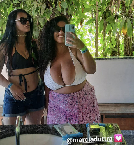 陸軍の熟女オンリーファンズ ヌード 写真