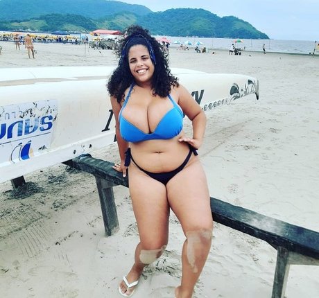 Mayla Coimbra 美しい女優 画像