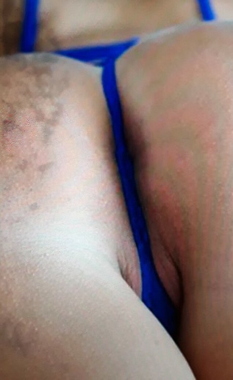 La xmily アダルトスター 写真