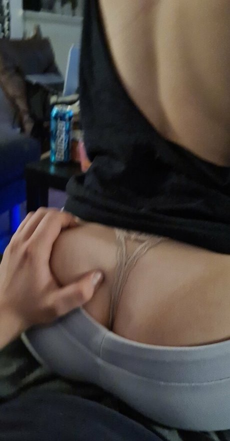 Nordic Laura セックスモデル 写真