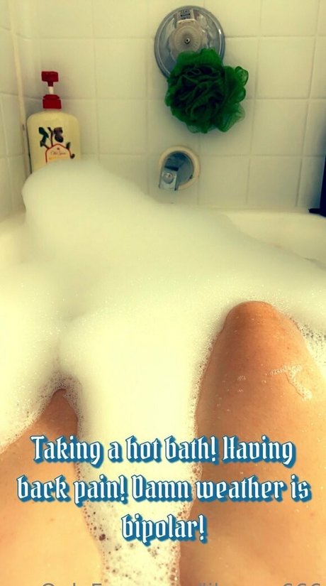 Skylar Rose Zombiez ポルノスター 高品質 画像