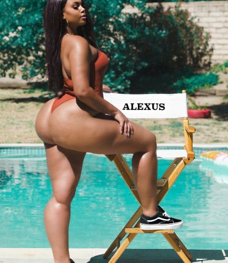 Alexus Danisha セックスポルノスター 写真
