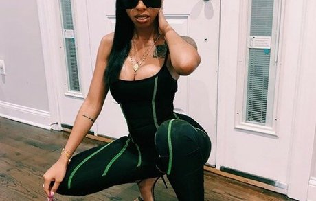 ゲイのチンポオンリーファンズ ホット ギャラリー