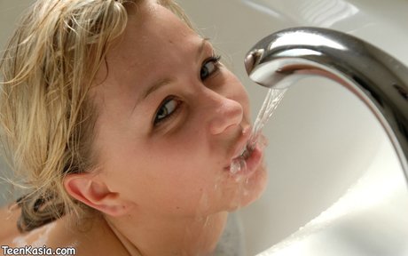 Teen Kasia セックス女優 画像